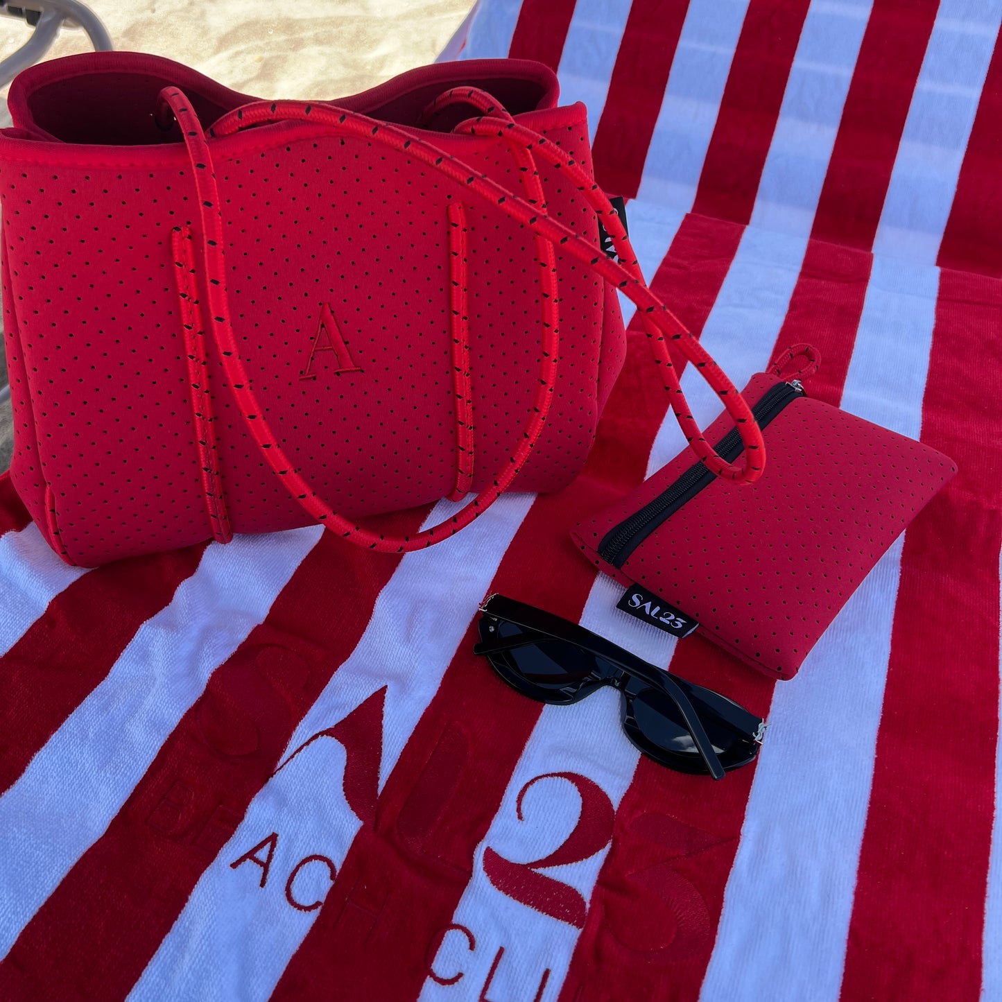The Petite Tote Bag • Red